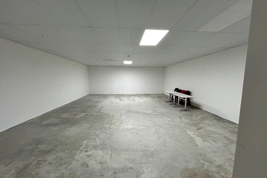To Let commercial Property for Rent in Ottery Western Cape